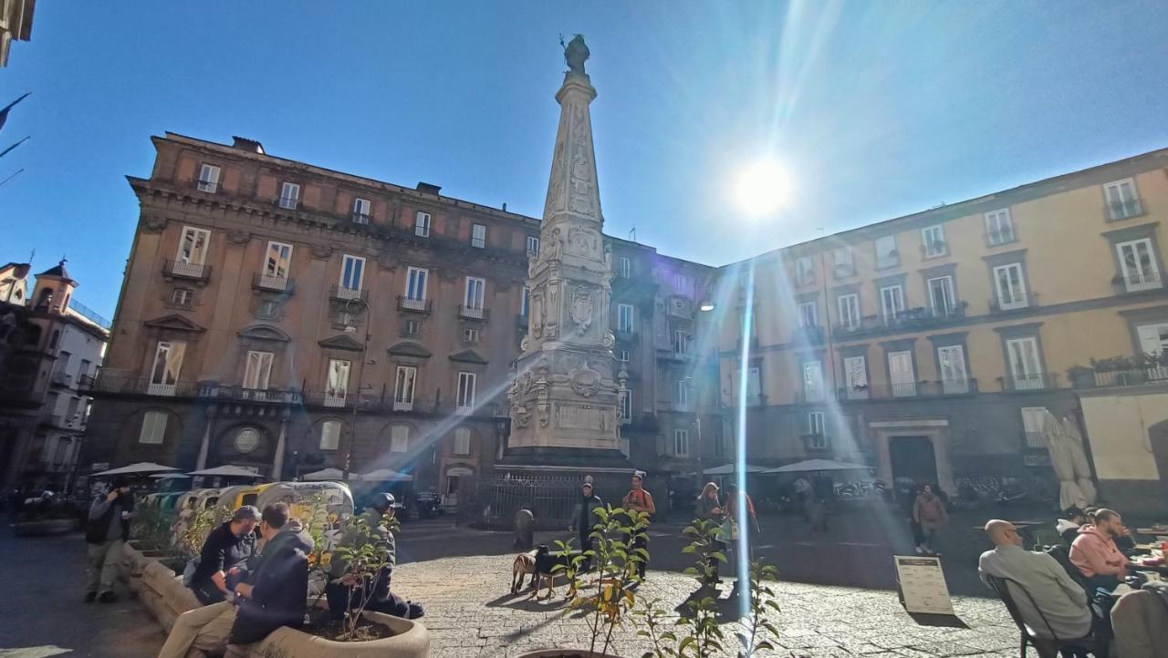 Famme Sta Cuiete Centro Appartement Napels